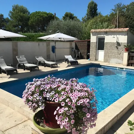 T2 Au Calme Proche Centre Apartment *