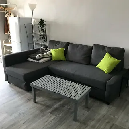 Apartment T2 Au Calme Proche Centre *